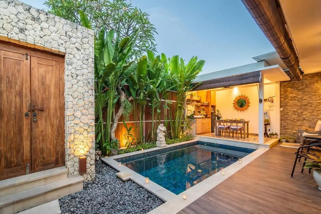 Arts Cherry Villa Dua Two-Bedroom With Private Pool Kuta Kerobokan